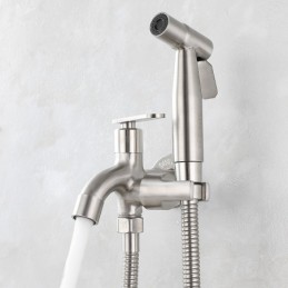 Jednootvorový bidet...